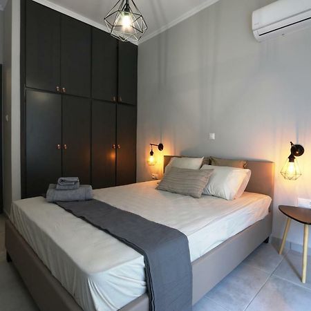 The Kerameikos Midtown Apartments Atenas Exterior foto