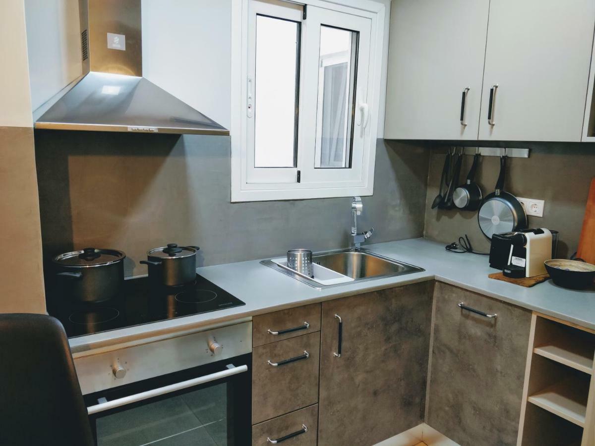 The Kerameikos Midtown Apartments Atenas Exterior foto